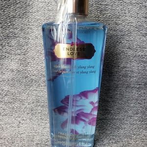 Victoria's Secret body spray, Endless Love